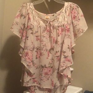 Floral top